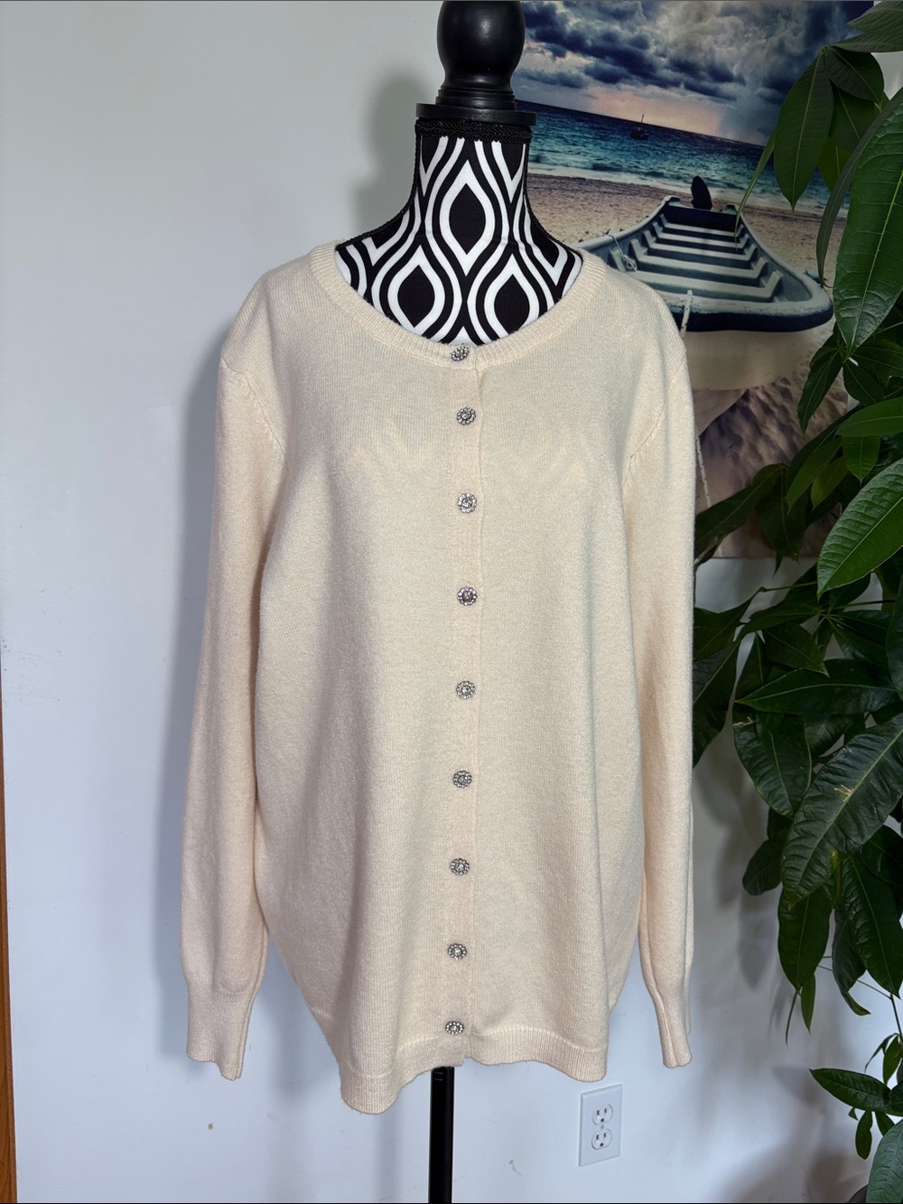 NWT Alina Exclusives Cream Button-Front Women’s Cardigan Sweater gorgeous